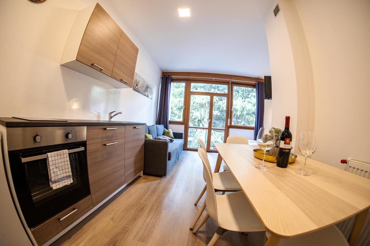 Flow Apartments Winkel Studio Merano Bagian luar foto